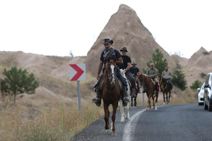 Ürgüplü Gazi Bekir Çavuş'un kabir toprağı at sırtında 6 günde memleketine getirildi G2