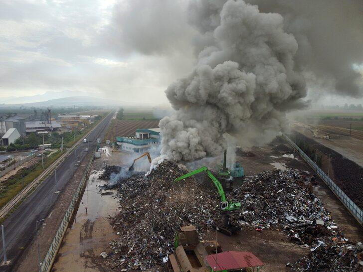 GÜNCELLEME - Osmaniye'de geri dönüşüm tesisinde çıkan yangına müdahale ediliyor G3