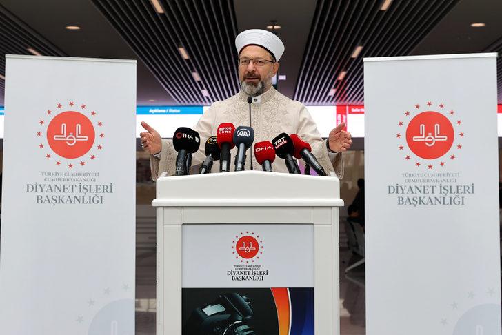 Diyanet İşleri Başkanı Erbaş "Kadrajımda Ayet Var" fotoğraf sergisini açtı G4