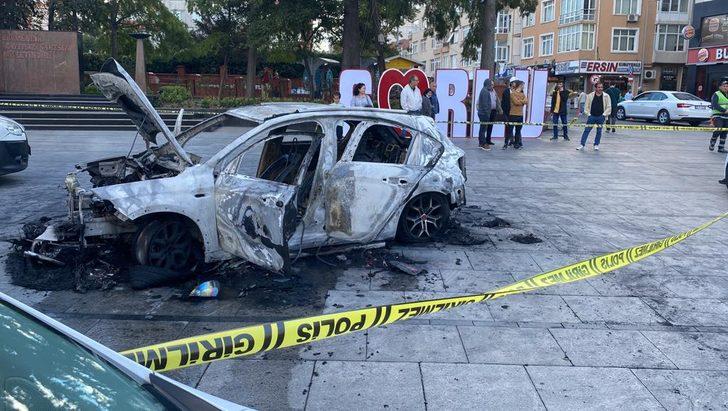 Tekirdağ'da bir kişi çalıştığı şirkete ait otomobili yaktı G2