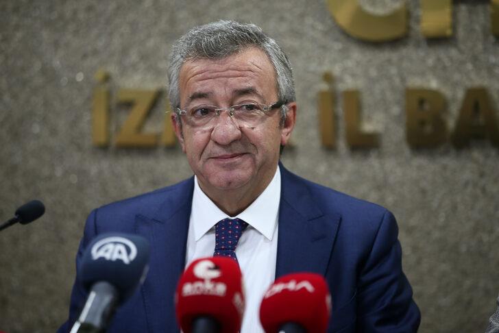 CHP Grup Başkanvekili Engin Altay, İzmir'de basın toplantısı düzenledi: G1