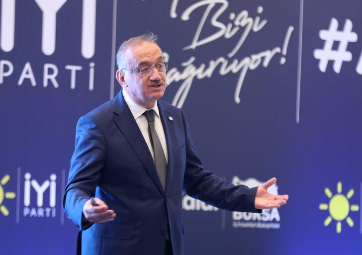 İYİ Parti Genel Başkanı Akşener, partisinin "Bursa İş Dünyası Büyük Buluşması"na katıldı G5