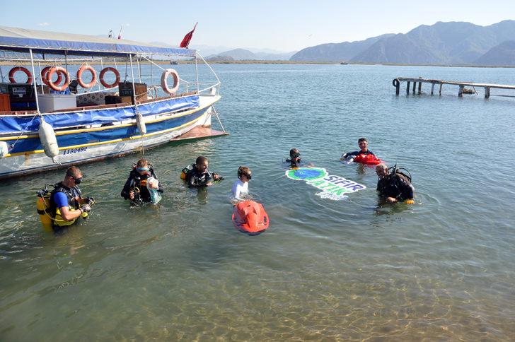 Dalyan'daki İztuzu plajında deniz dibi temizliği yapıldı G2