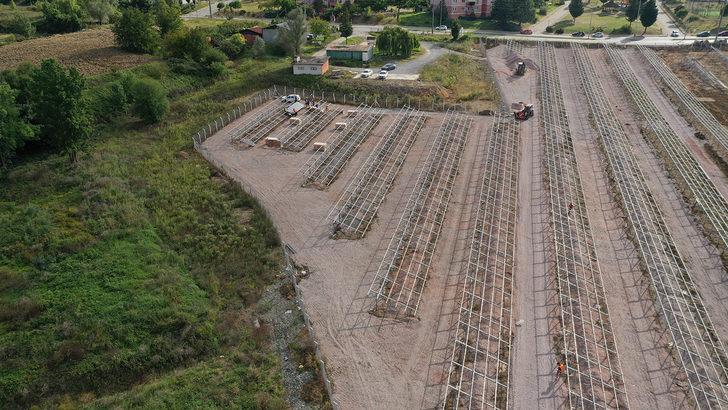 Sakarya'da 4 bin hanenin elektrik ihtiyacını karşılayacak santralde ilk panel kuruldu G1