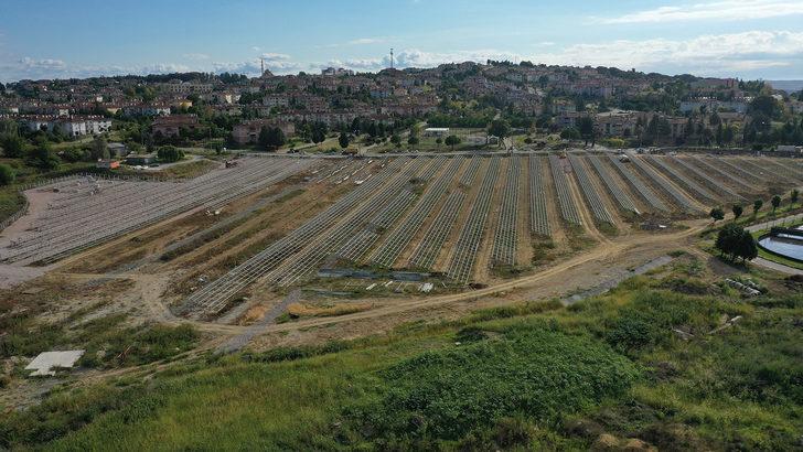 Sakarya'da 4 bin hanenin elektrik ihtiyacını karşılayacak santralde ilk panel kuruldu G3
