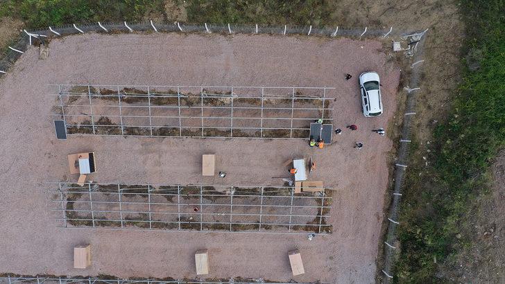 Sakarya'da 4 bin hanenin elektrik ihtiyacını karşılayacak santralde ilk panel kuruldu G4