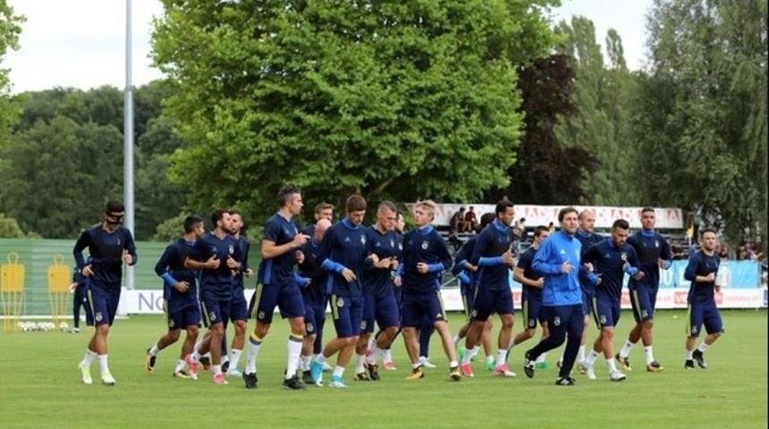 Sporting Lisbon Fenerbahçe maçı canlı izle: Şifresiz veren kanallar için tıklayın