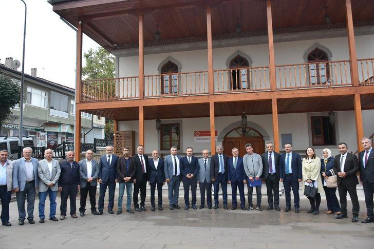 Kültür ve Turizm Bakan Yardımcısı Alpaslan, Boyabat'ta restorasyon çalışmalarını inceledi G3