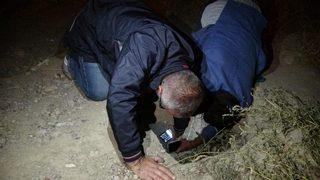 Halk seferber oldu! Yüksekova'da kaybolan kadın 2 gündür her yerde aranıyor