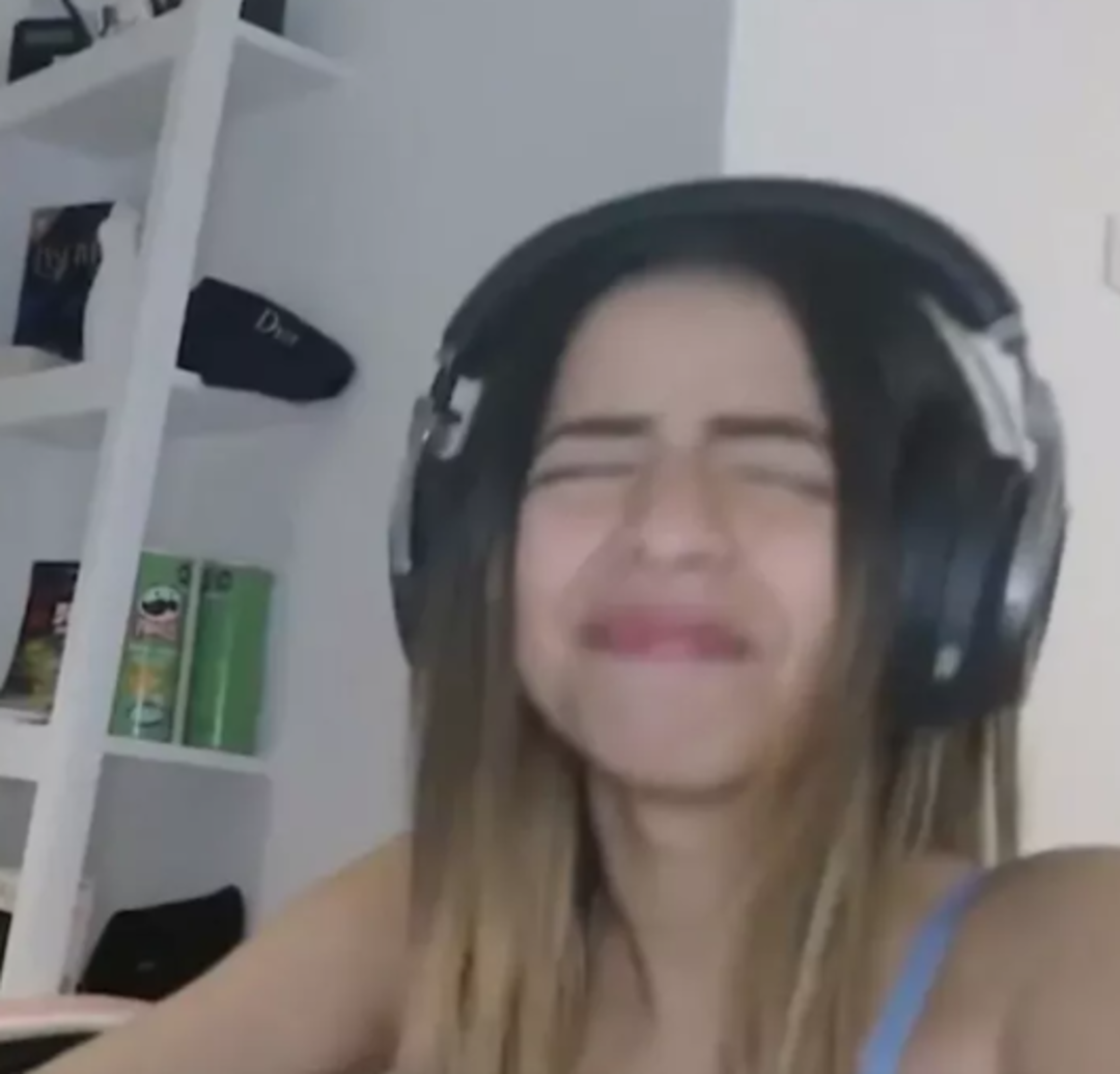 Canlı yayında cinsel ilişkiye girmişti! Twitch yayıncısının cezası belli oldu... Bu sefer tamamen kapatıldı