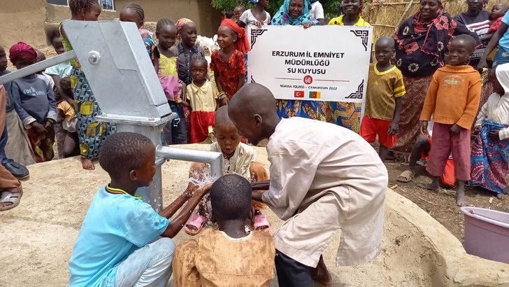 Erzurum polisi Kamerun'da su kuyusu açtırdı G3