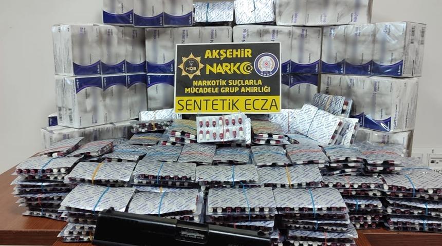 Konya'da uyuşturucu ticareti yaptıkları iddiasıyla 4 zanlı tutuklandı