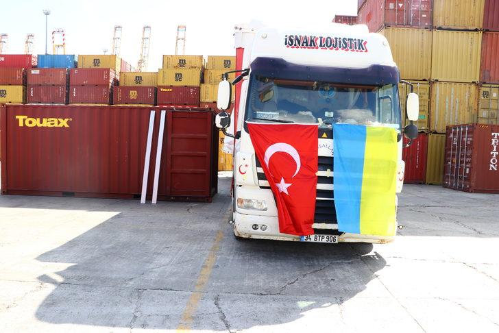 Ukrayna'dan Tekirdağ'a getirilen gıda ürünleri gemiyle Afrika ve Uzak Doğu ülkelerine gönderiliyor G1