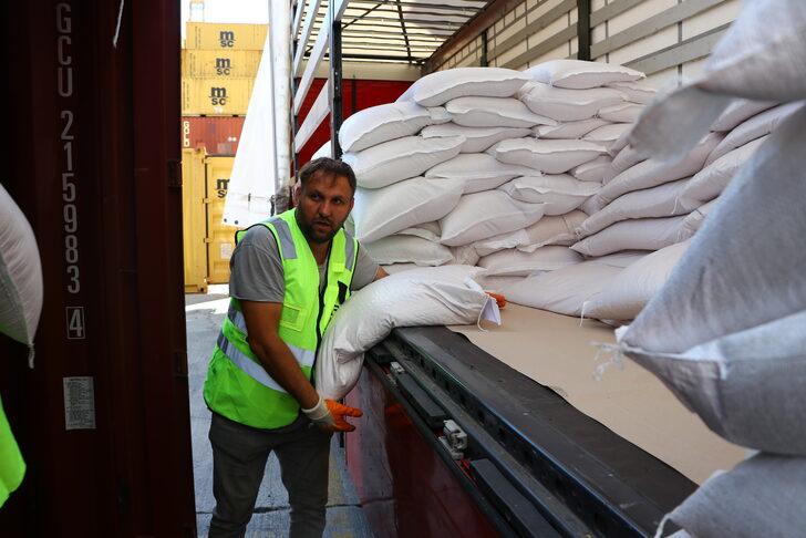 Ukrayna'dan Tekirdağ'a getirilen gıda ürünleri gemiyle Afrika ve Uzak Doğu ülkelerine gönderiliyor G4