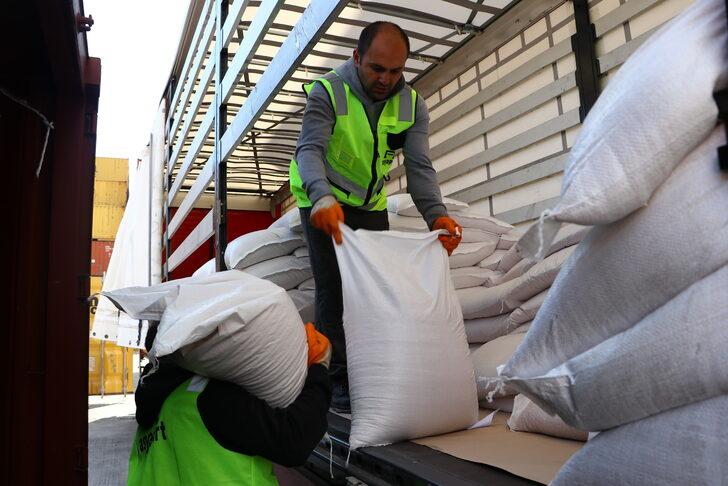 Ukrayna'dan Tekirdağ'a getirilen gıda ürünleri gemiyle Afrika ve Uzak Doğu ülkelerine gönderiliyor G5