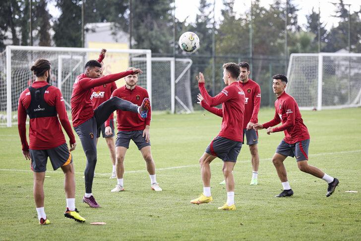 Galatasaray'da Adana Demirspor maçı hazırlıkları sürüyor G4