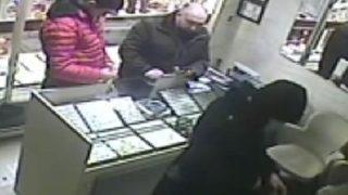 Kuyumcuyu öldürüp altınları çalmıştı! Şaşkına çeviren sözler: 'Bıçağı çıkarıp rahmetliye doğru salladım...'