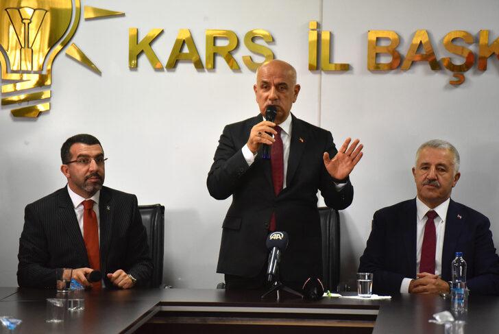 Tarım ve Orman Bakanı Vahit Kirişci, AK Parti Kars İl Başkanlığını ziyaretinde konuştu: G2