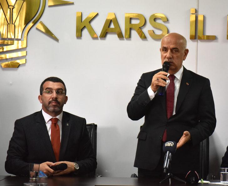 Tarım ve Orman Bakanı Vahit Kirişci, AK Parti Kars İl Başkanlığını ziyaretinde konuştu: G3