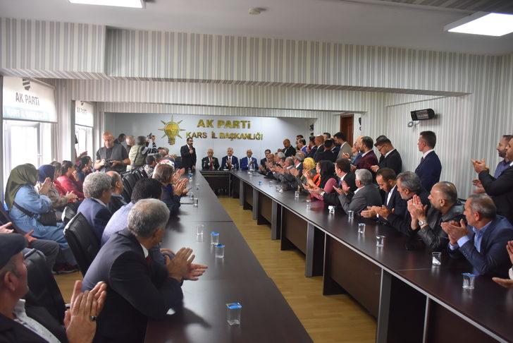 Tarım ve Orman Bakanı Vahit Kirişci, AK Parti Kars İl Başkanlığını ziyaretinde konuştu: G4