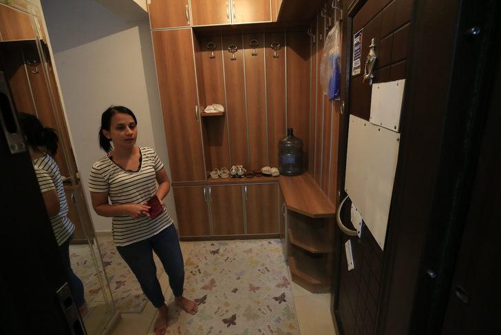 Boşaltması istenen dairenin kapısının baltayla kırıldığını öne süren kiracı ev sahibinden şikayetçi oldu G3