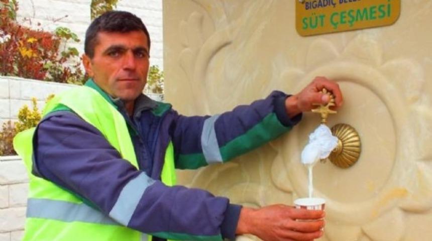 Su yerine haftada bir gün ücretsiz süt akıyor