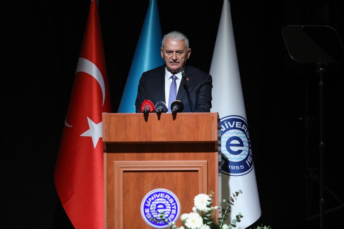 AK Parti Genel Başkanvekili Yıldırım, Ege &Uuml;niversitesi Akademik Yılı a&ccedil;ılışında konuştu: