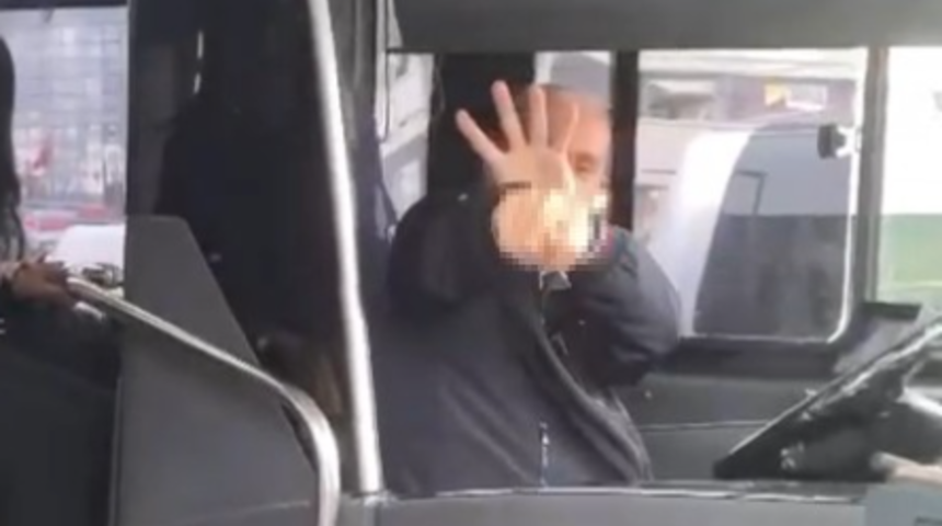 Yol soran kadına çirkin davranış! El hareketi yapıp, söylediği sözle şaşkına çevirdi