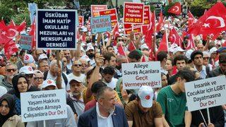LGBT karşıtı yürüyüş için sözleri gündem olmuştu! Bakan Yanık'tan flaş eşcinsellik açıklaması