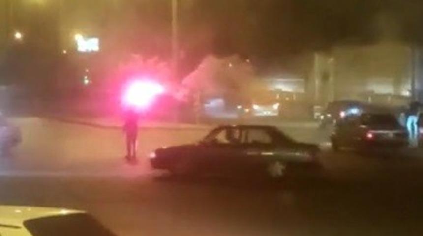 Meşaleli drift terörü 'pes' dedirtti! Vatandaşların canını hiçe saydılar... O anlar kamerada