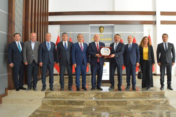 Yargıtay Başkanı Akarca'dan Siirt Valisi Hacıbektaşoğlu'nu ziyaret G3