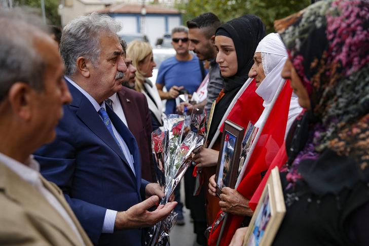 AK Parti Genel Başkan Yardımcısı Yazıcı, Diyarbakır annelerini ziyaret etti: G3