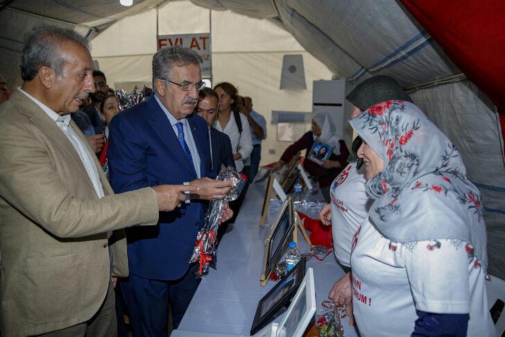 AK Parti Genel Başkan Yardımcısı Yazıcı, Diyarbakır annelerini ziyaret etti: G5