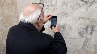 Bakan Avcı, bin yıllık resmi kendisine benzetti!