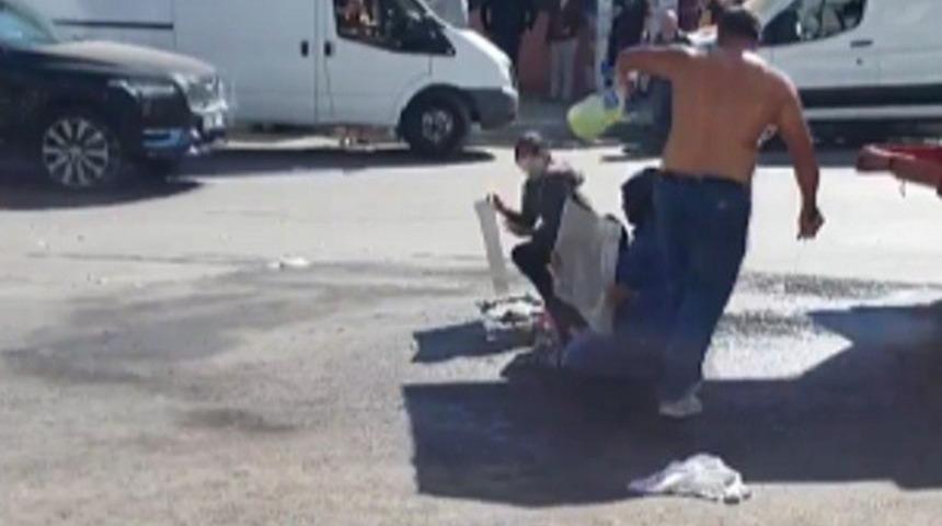 İzmir'de korku dolu anlar! Sinir krizi geçiren baba, çocuklarının üzerine benzin döküp yakmaya çalıştı