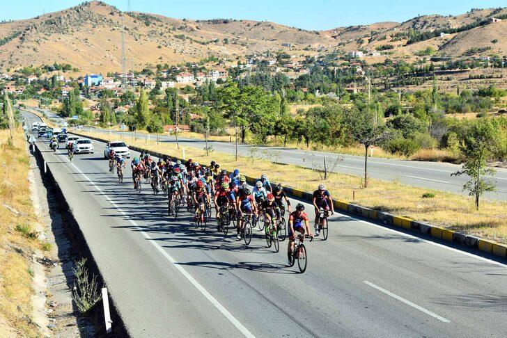 Türkiye Bisiklet Şampiyonası 7. Etap Puanlı Yol Yarışları'nda ilk gün etapları tamamlandı G3