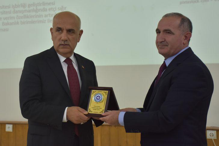 Tarım ve Orman Bakanı Vahit Kirişci, Kars'ta konuştu: G3