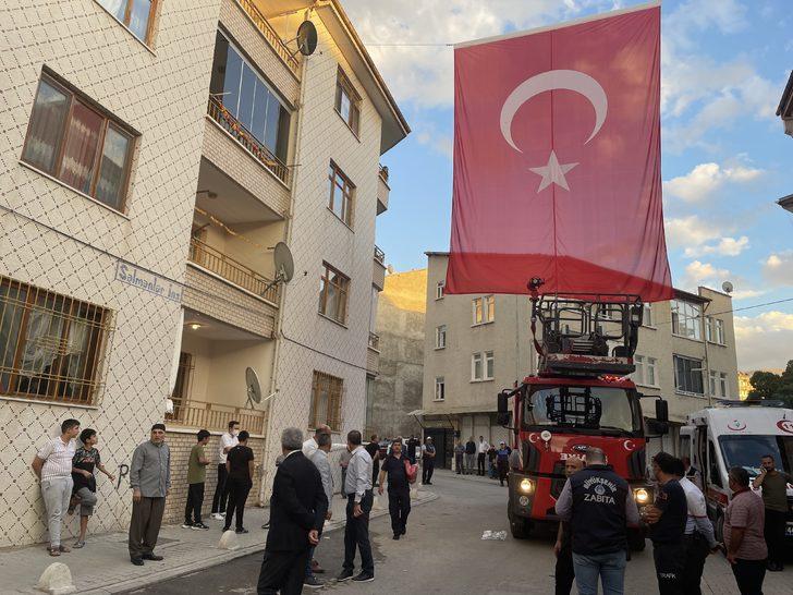 Şehit Piyade Üsteğmen Serkan Erkuş'un Malatya'daki ailesine şehadet haberi verildi G3