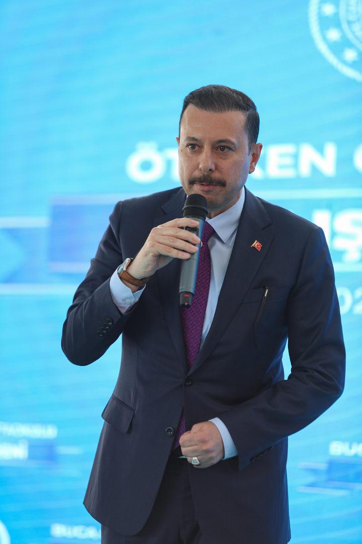 AK Parti Genel Başkanvekili Yıldırım, İzmir'de partililerle değerlendirme toplantısında konuştu: G2