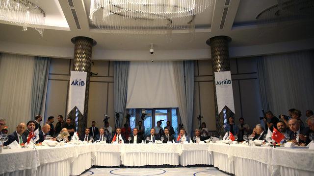 Akdeniz'de en fazla hububat ve bakliyat ihracatı yapan firmalar ödüllendirildi