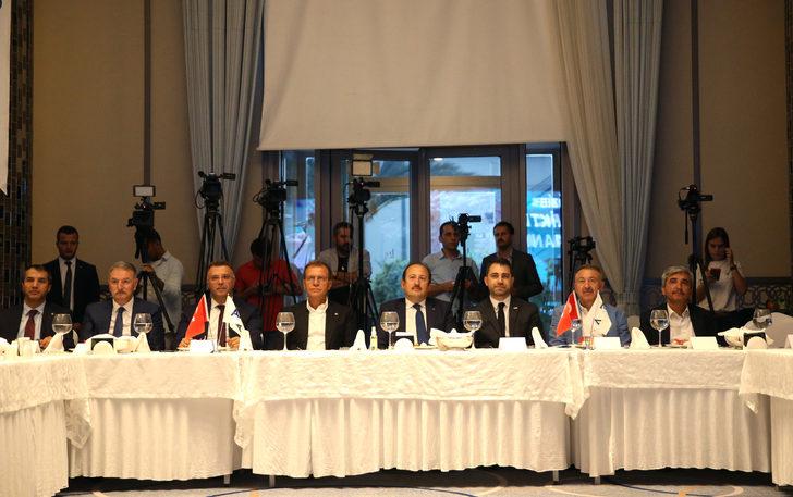 Akdeniz'de en fazla hububat ve bakliyat ihracatı yapan firmalar ödüllendirildi G2