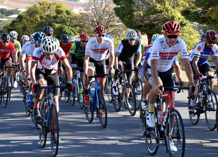 Türkiye Bisiklet Şampiyonası 7. Etap Puanlı Yol Yarışları sürüyor G3