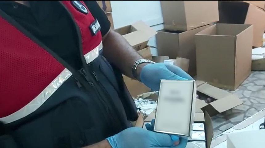 İstanbul'da 80 bin sahte parfüm ele geçirildi