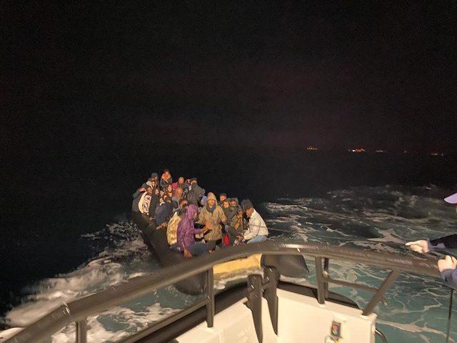 Aydın ve İzmir'de 164 düzensiz göçmen kurtarıldı