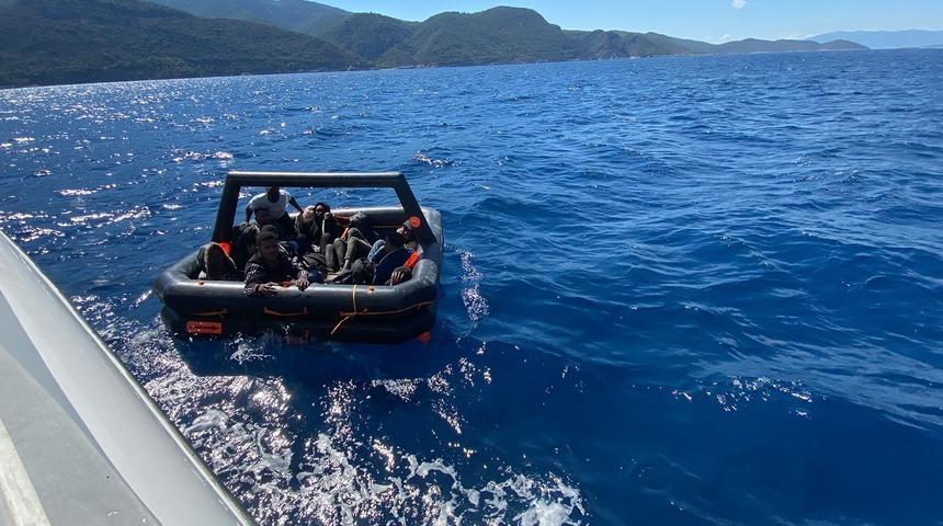 Aydın ve İzmir'de 164 düzensiz göçmen kurtarıldı