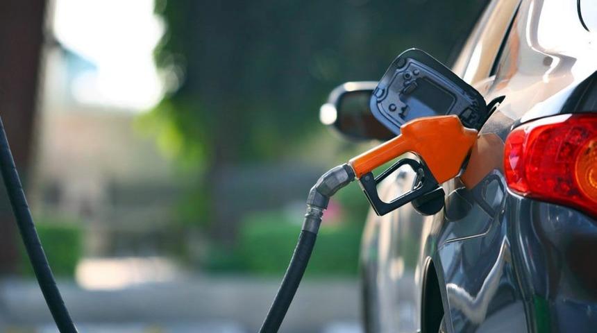 Petrolde pandemi sonrası bir ilk! Gözler akaryakıt bayilerinde! Benzin ve motorin fiyatları indirimi için kritik günler…
