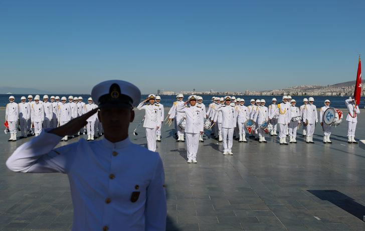 MSÜ Deniz Astsubay Meslek Yüksekokulu öğrencileri, İzmir'de liman ziyareti yaptı G3