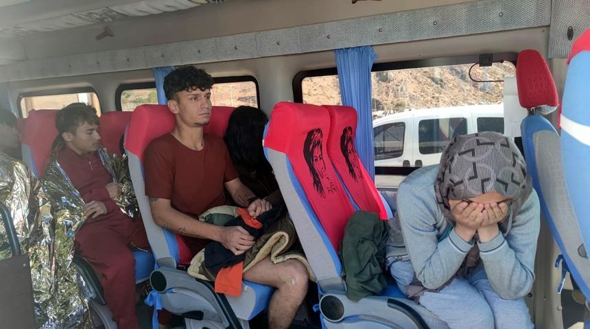 Ayvacık açıklarında acı olay! 4'ü çocuk 6 göçmen hayatını kaybetti