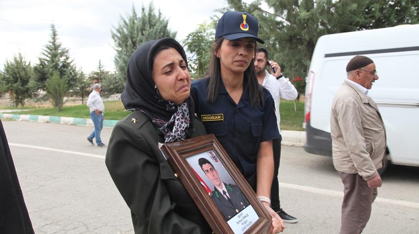 Pençe-Kilit şehidi Piyade Üsteğmen Serkan Erkuş'a son veda! Acılı kardeş: Herkese nasip olmaz