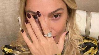 Yüzüğünü sahnede fırlatıp atmıştı! Hadise’nin 3 milyon TL değerindeki yüzüğünün replika olduğu iddia edildi